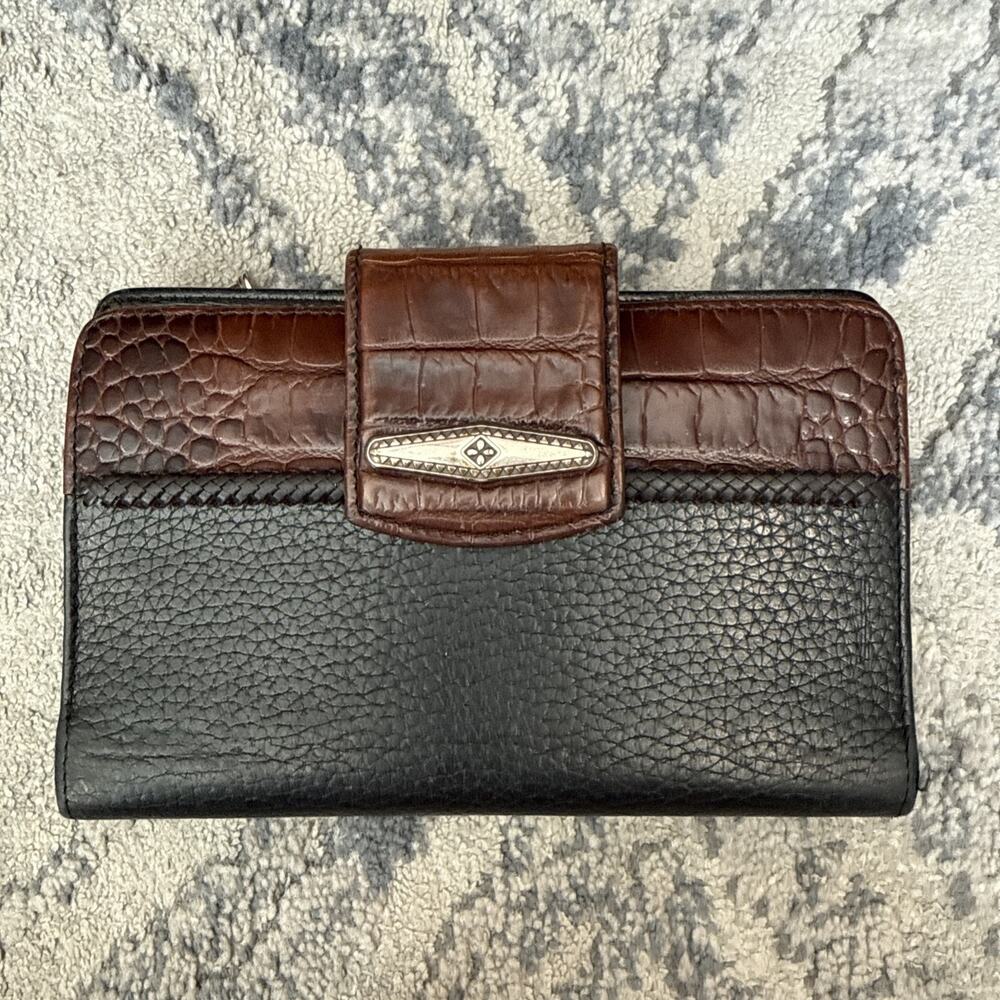 Brighton Pebbled Leather Croc Embossed Bi-Fold Checkbook Wallet Chocolate/Black